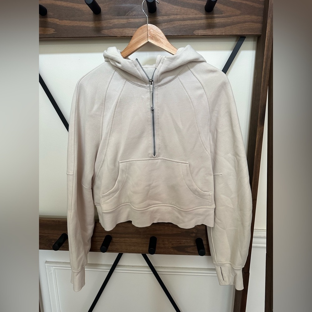 EUC size XS/S Lululemon Scuba half zip